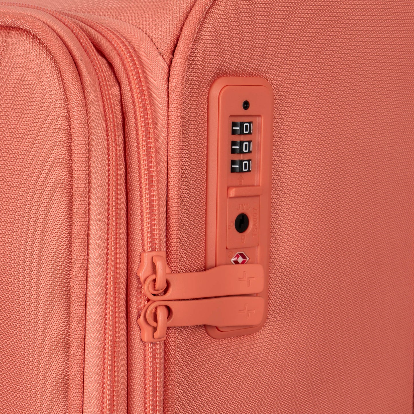 Verona Softside 31" Luggage