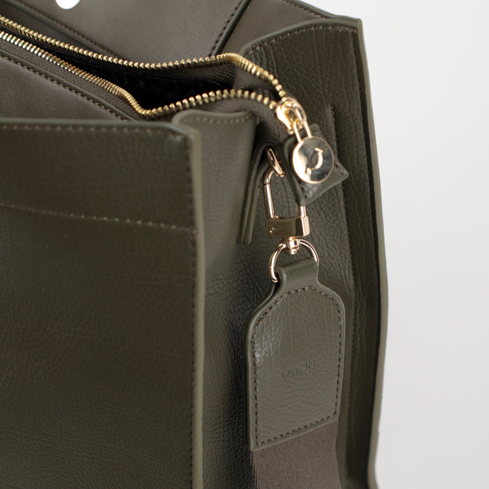 Riona Regina RFID Large Tote pebbled