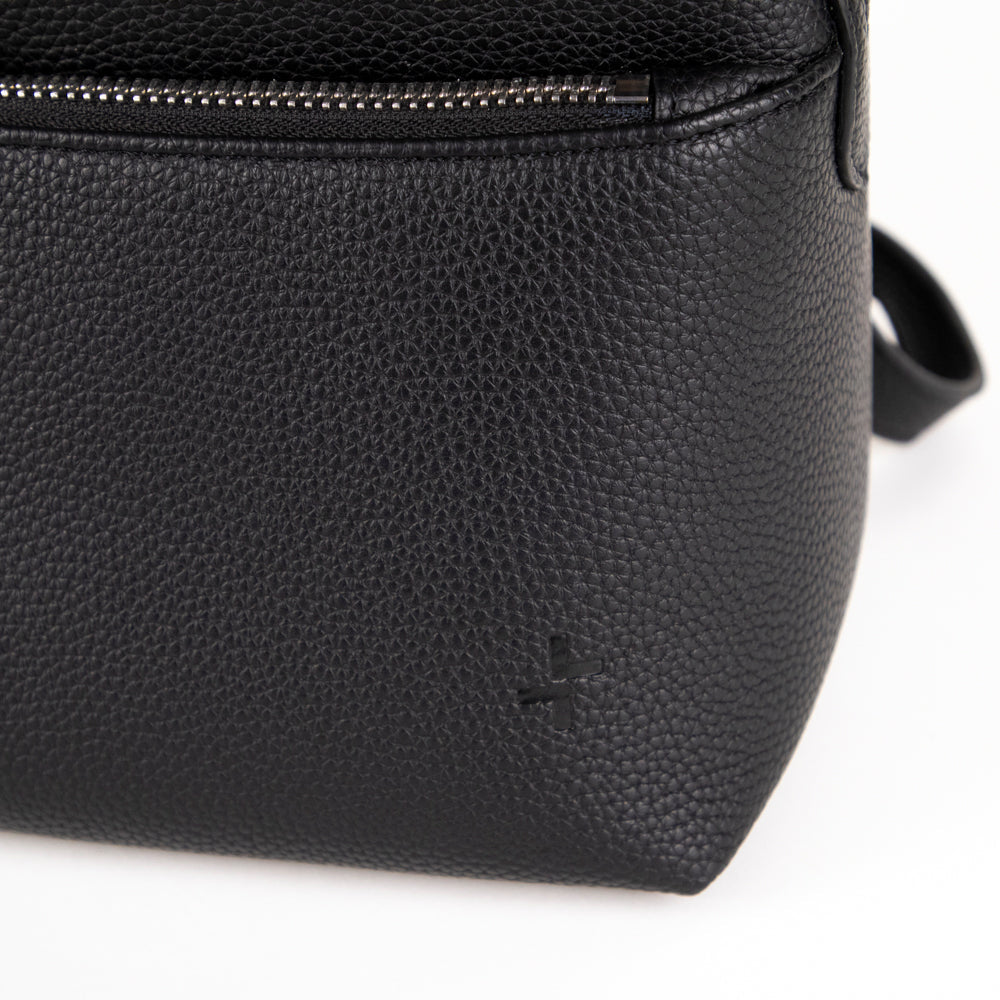 Tracker Premium Leather RFID Backpack
