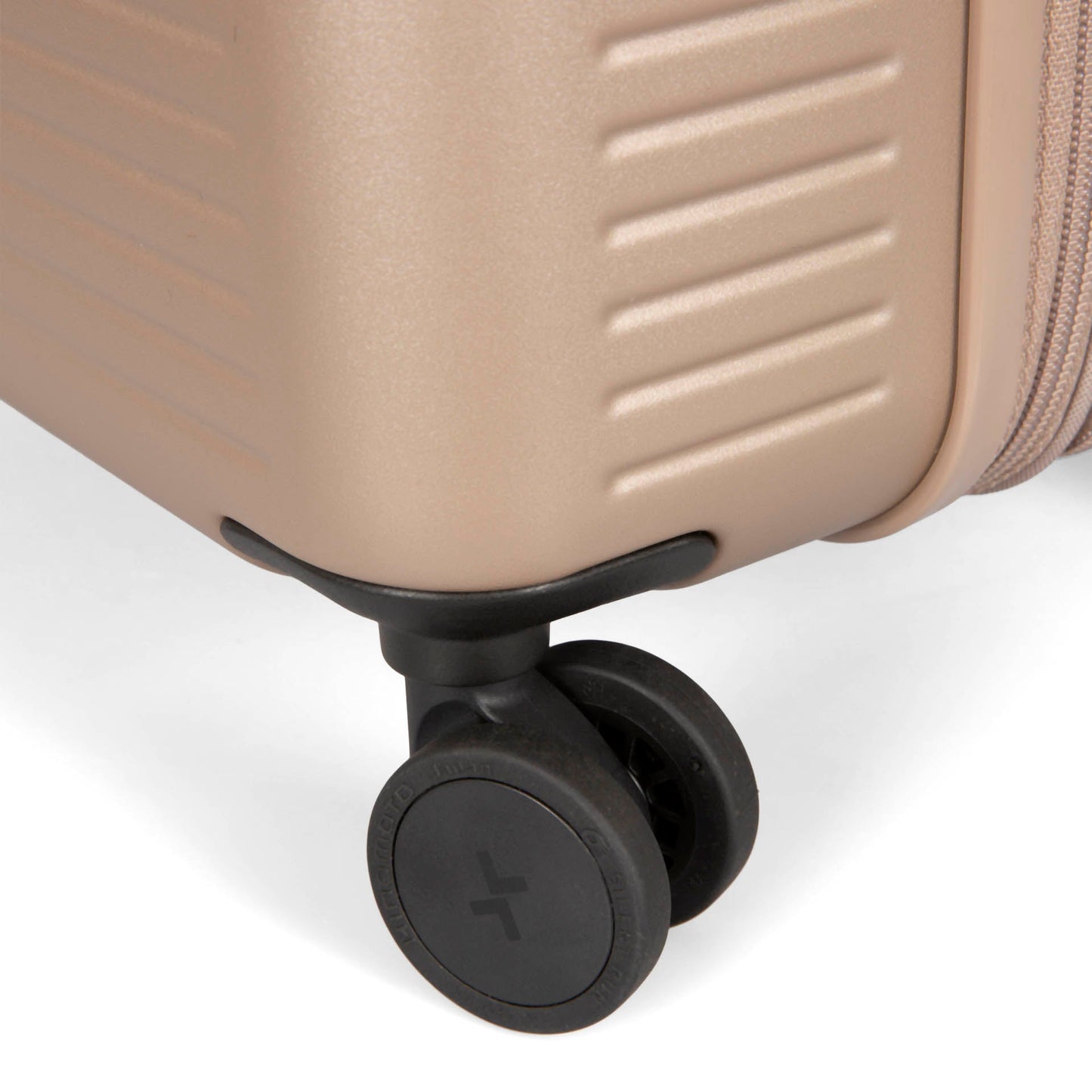 Westmount Hardside 26" Luggage