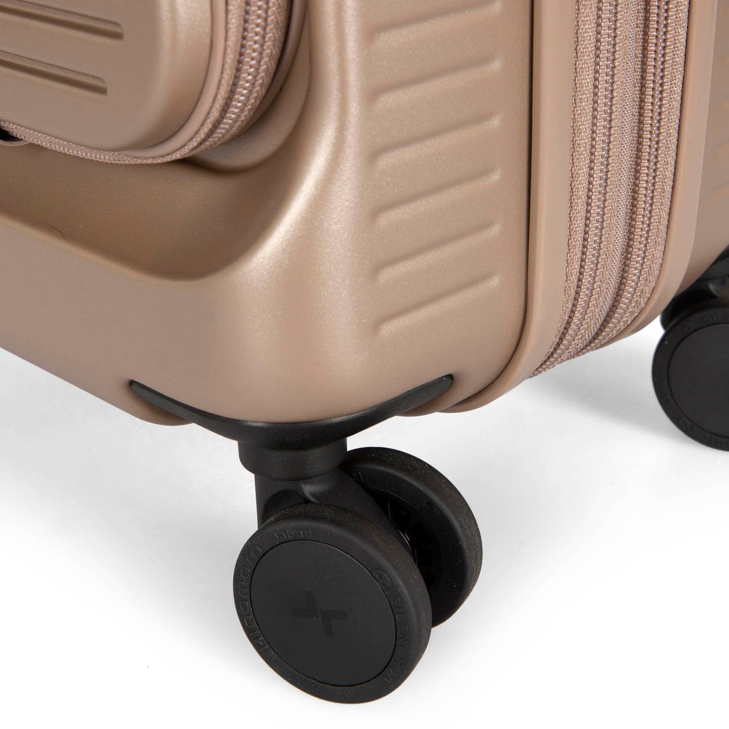 Westmount Hardside 20.5" Carry-On Luggage