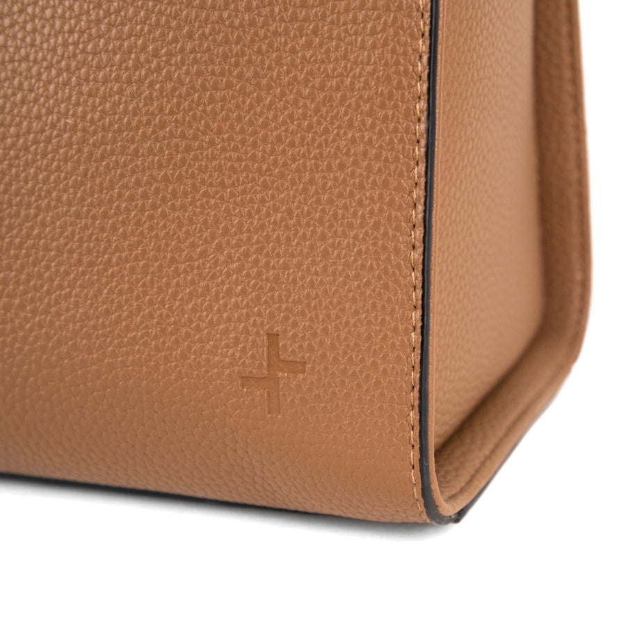 Tracker Premium Leather RFID Tote